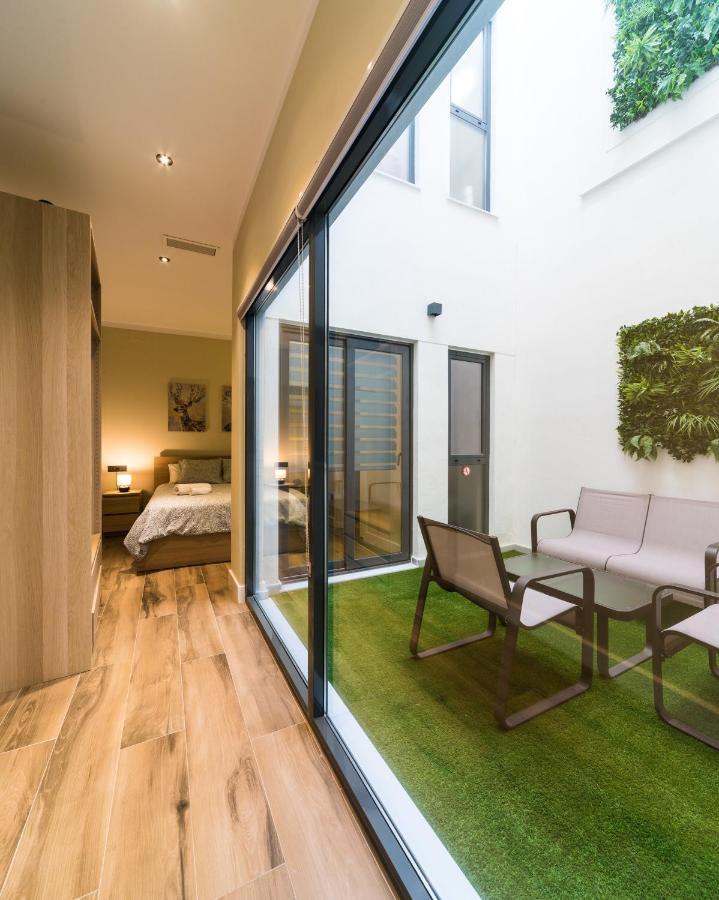 Seville Luxury Downtown Suite エクステリア 写真