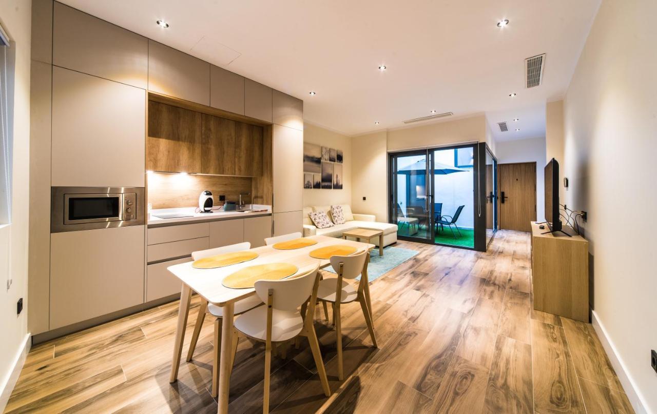 Seville Luxury Downtown Suite エクステリア 写真