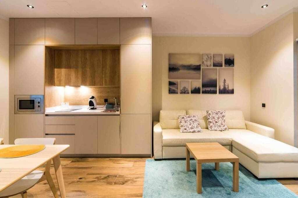 Seville Luxury Downtown Suite エクステリア 写真