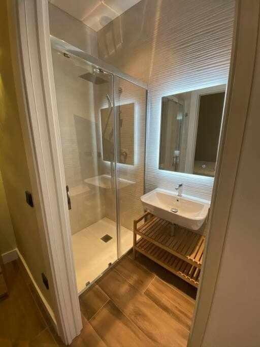 Seville Luxury Downtown Suite エクステリア 写真