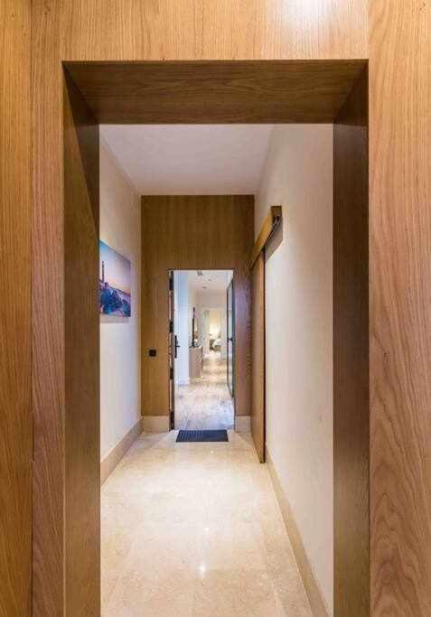 Seville Luxury Downtown Suite エクステリア 写真